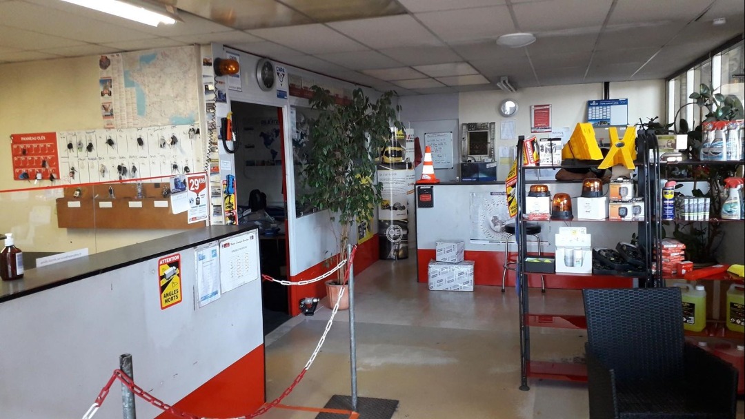 Garage POIDS LOURDS SERVICE - SARAN (45770) Visuel 2