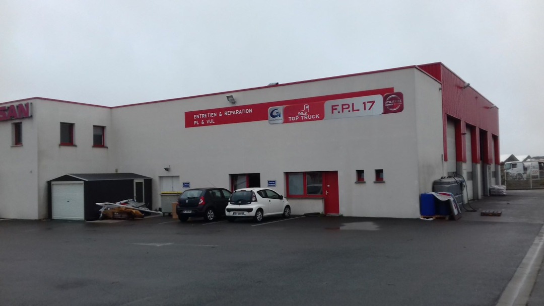 Garage FRANCE POIDS LOURDS 17 - LA PALLICE (17000) Visuel 1