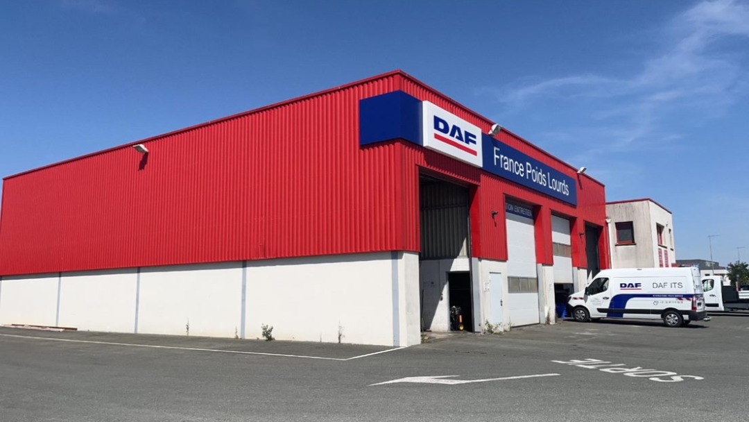 Garage FRANCE POIDS LOURDS 17 - LA PALLICE (17000) Visuel 3